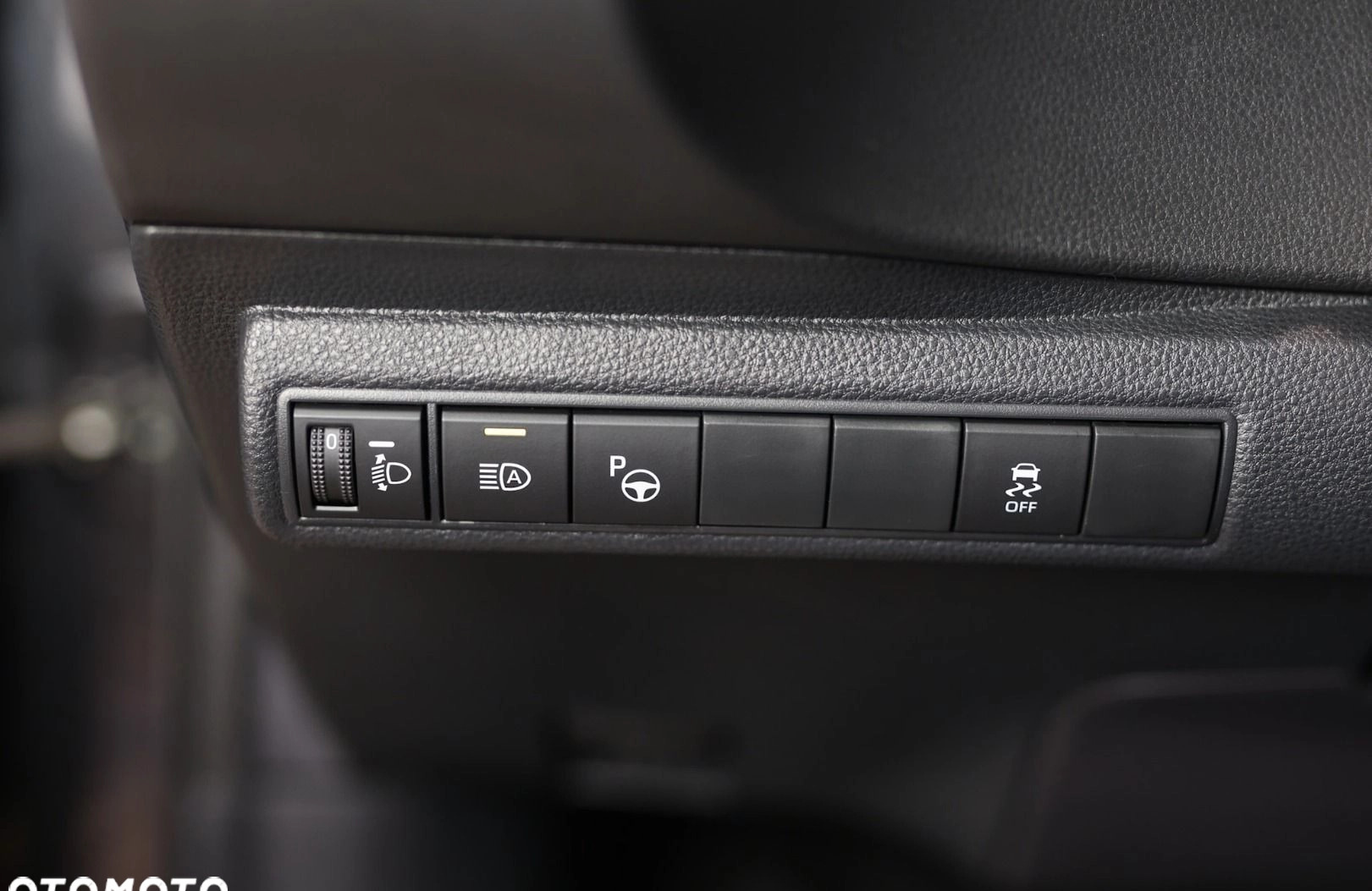 Toyota Corolla cena 122850 przebieg: 44851, rok produkcji 2022 z Oleszyce małe 596
